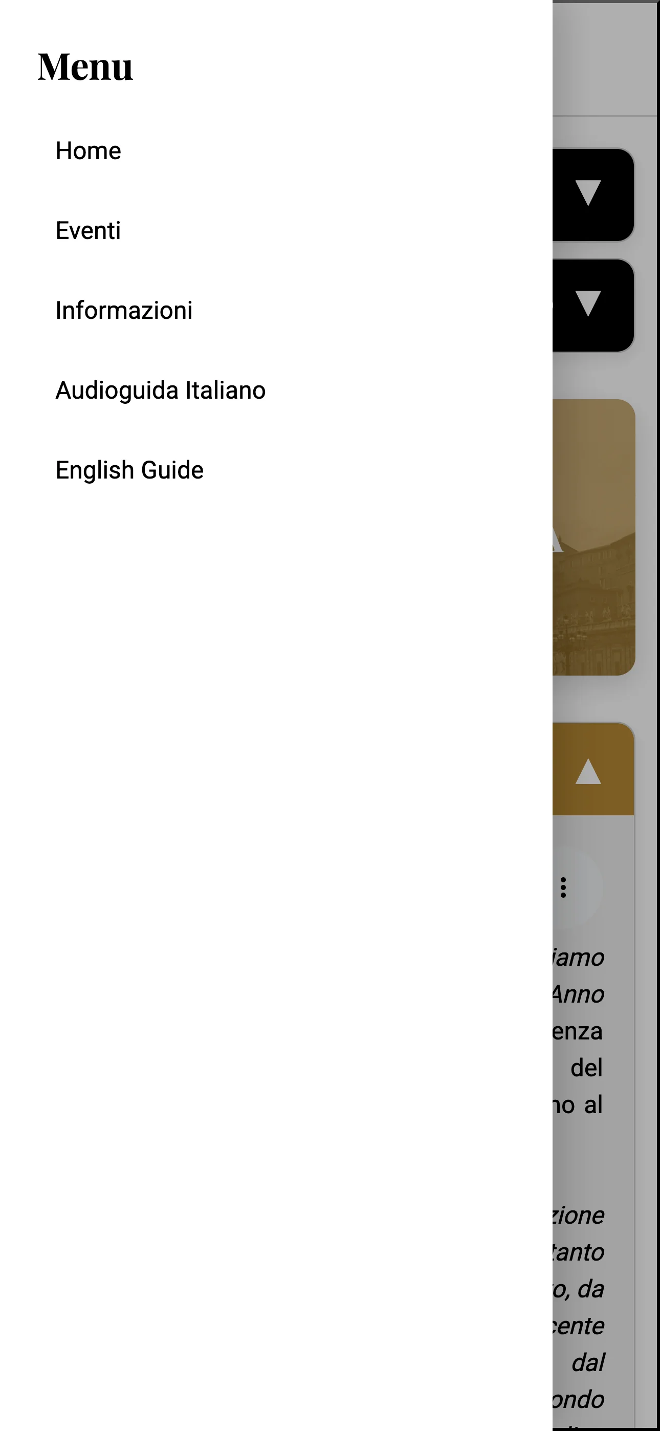 イタリア語と英語のメニュー項目を持つ Web アプリのナビゲーションメニュー
